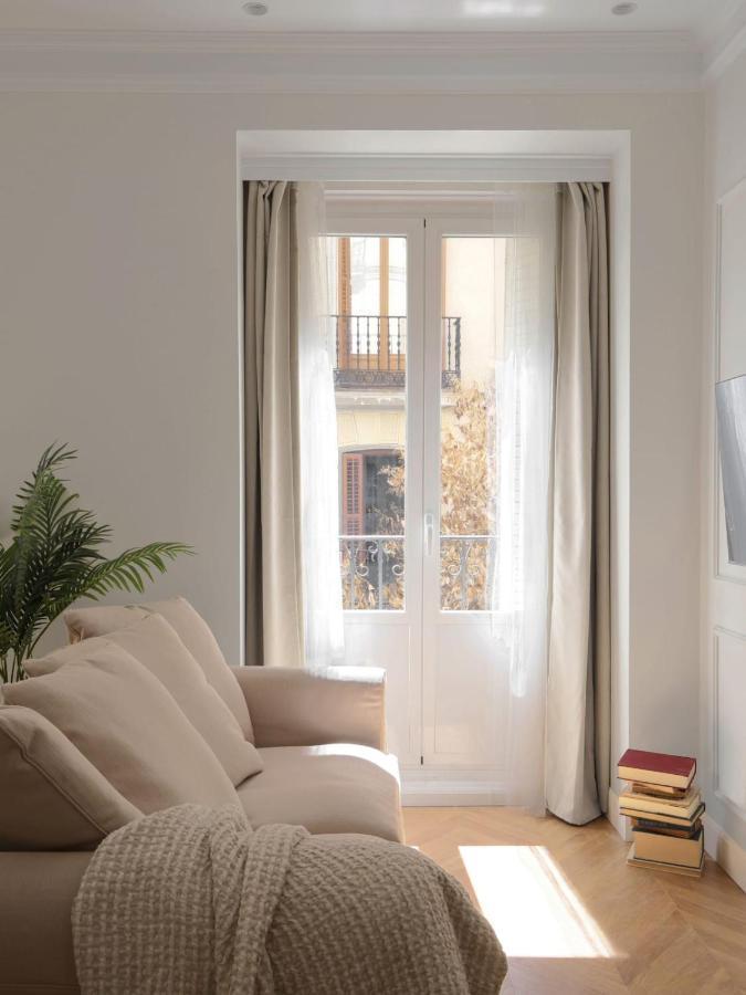 Deluxe Apartment Near Gran Via Madrid Extérieur photo