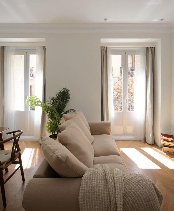 Deluxe Apartment Near Gran Via Madrid Extérieur photo