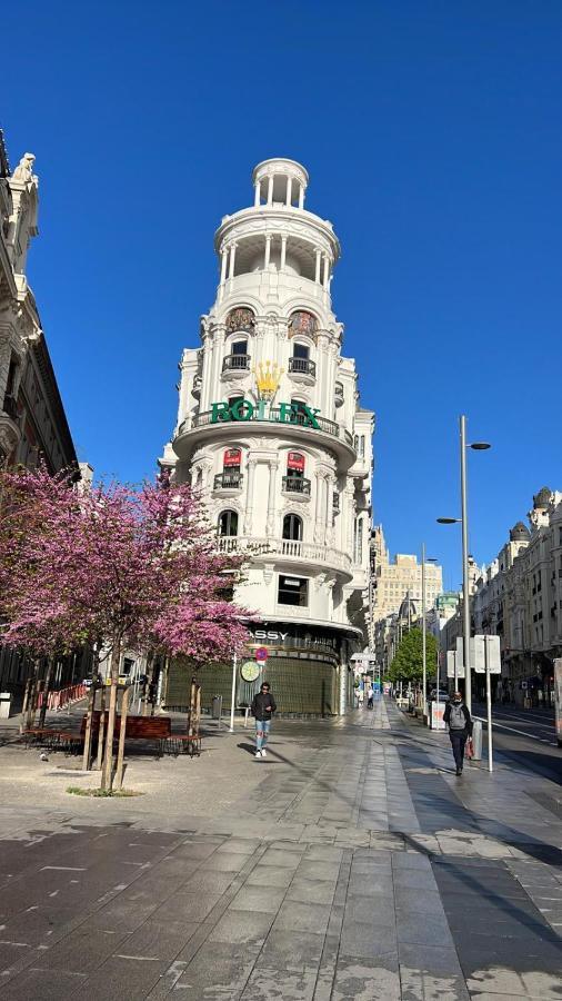 Deluxe Apartment Near Gran Via Madrid Extérieur photo