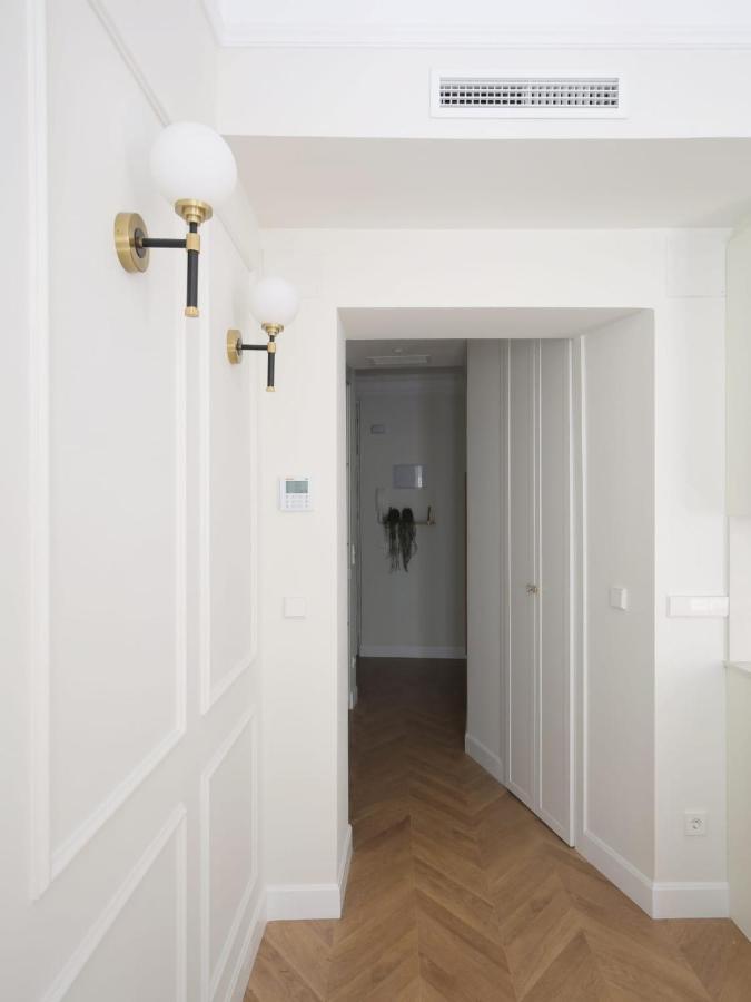Deluxe Apartment Near Gran Via Madrid Extérieur photo
